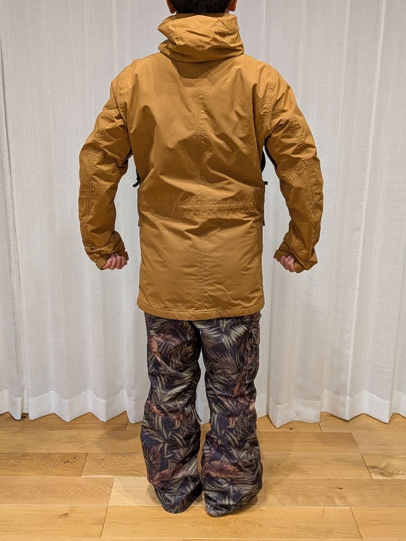 Burton「AG（アナログ）」メンズスノーボードウェア