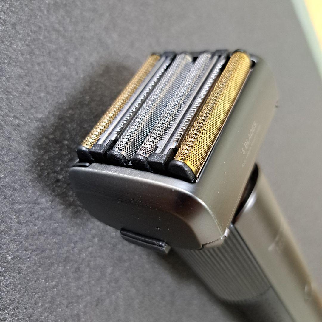 IZUMI｜イズミ 往復式6枚刃シェーバー everedge（エバーエッジ）