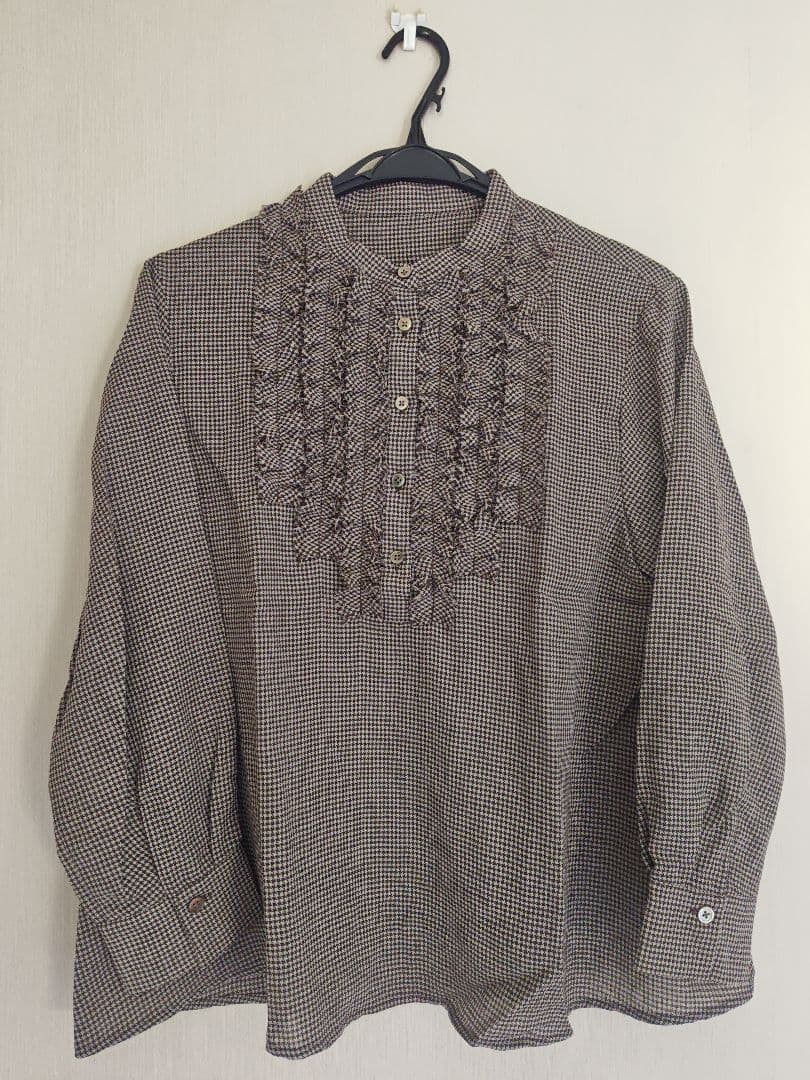 自由区ウールフリルブラウス　オンワード