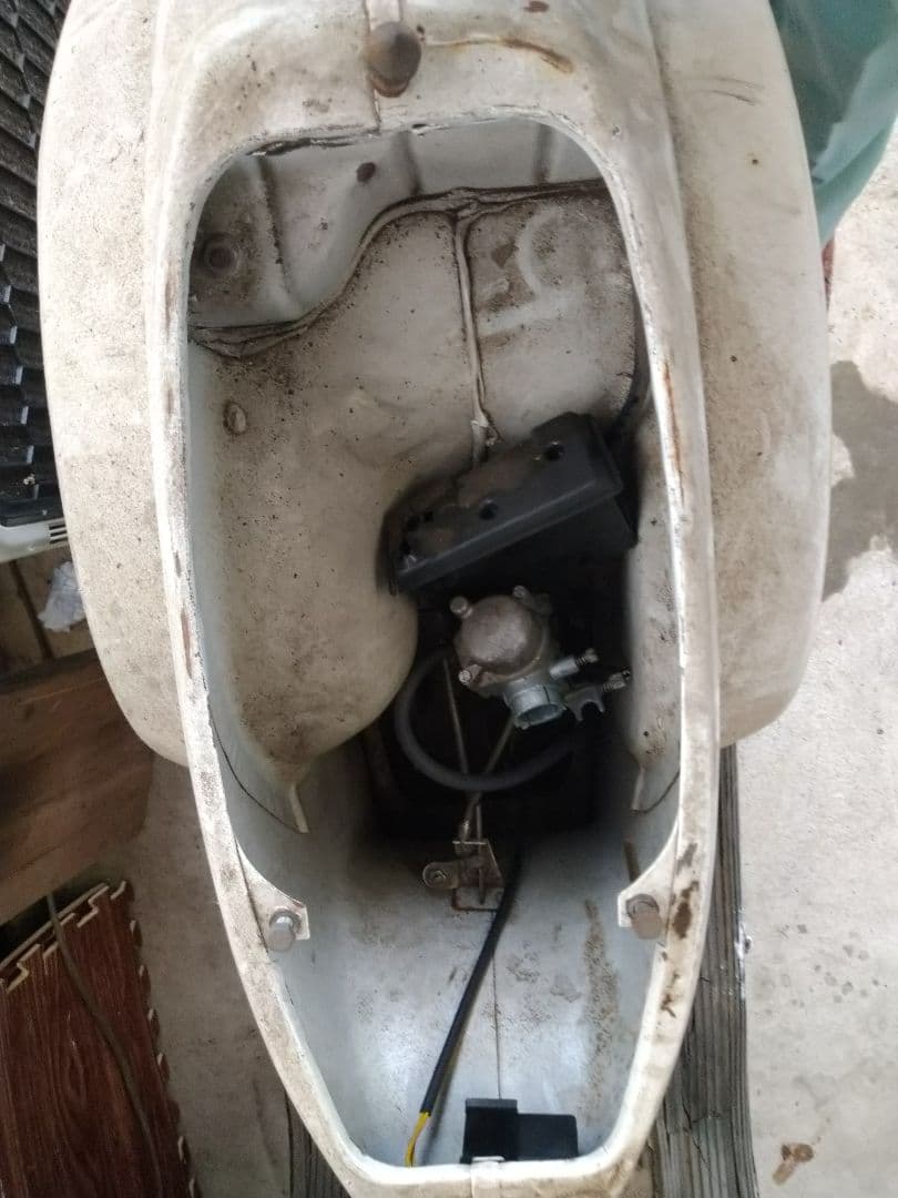 SL1007様限定Vespa 50S スクーターレストアベース　部品取り