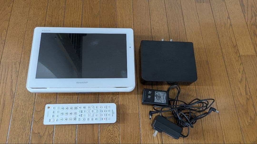 SHARP AQUOS 2T-C12J-F ポータブルテレビ