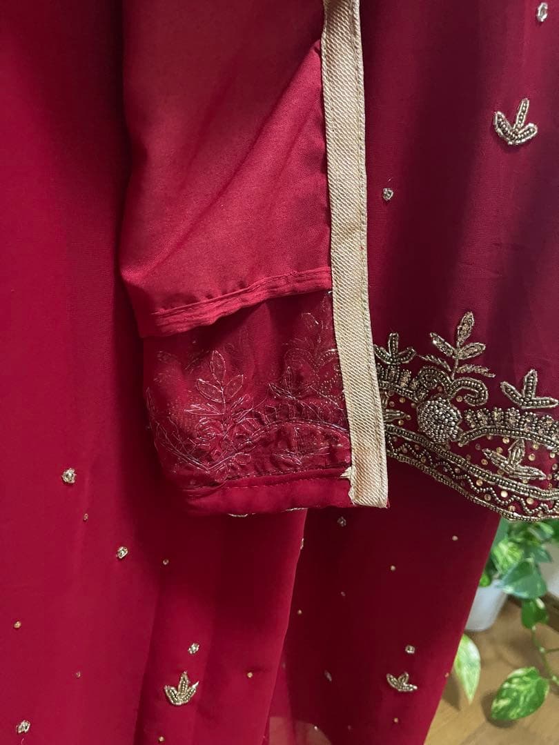 インド民族衣装高級レッド刺繍クルタセット／豪華インドパーティードレス【OT14】
