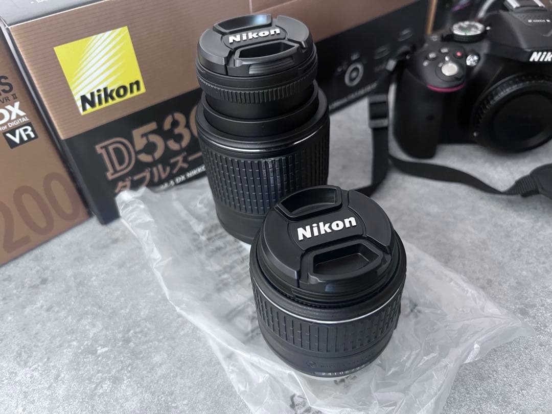 【美品】Nikon D5300 ダブルズームキット BLACK 望遠レンズ付き