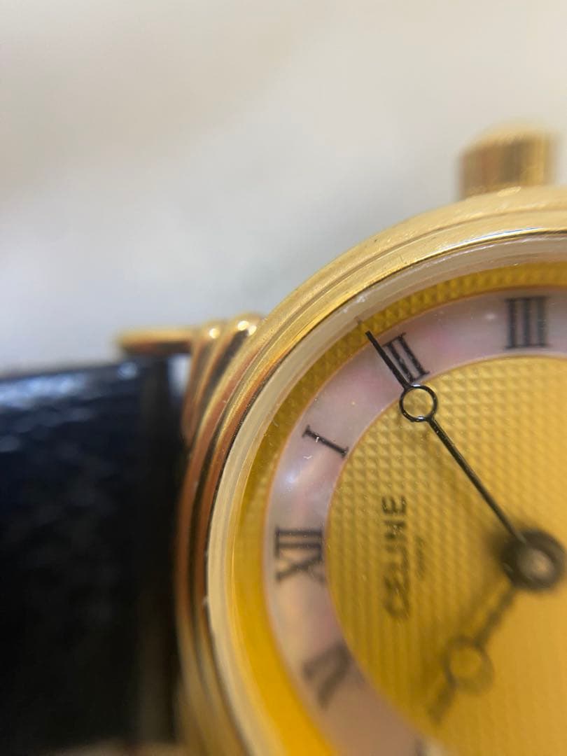 CELINE ネイビー レザー アナログ時計