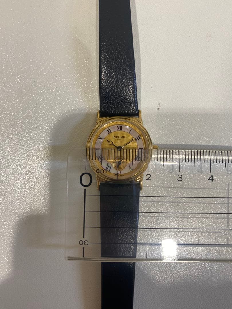 CELINE ネイビー レザー アナログ時計