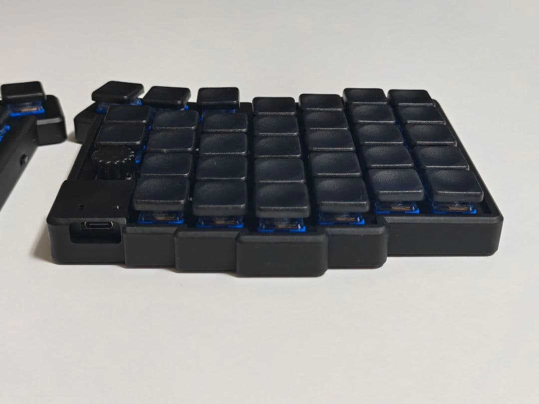 Glove65tb 完成品 低背トラボ ロープロファイル 無線接続 ブラック