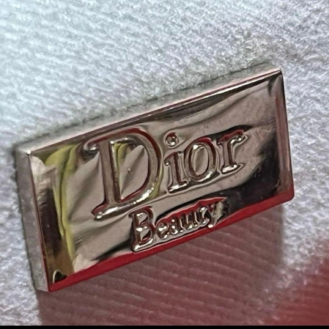 まゆゆ様　商談中