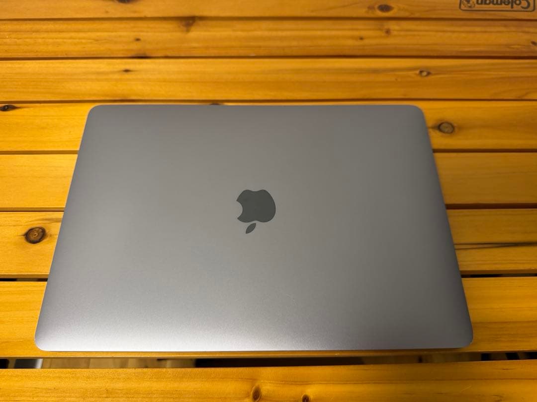 MacBook Pro 2016 13インチTouch Bar +ID ＊86