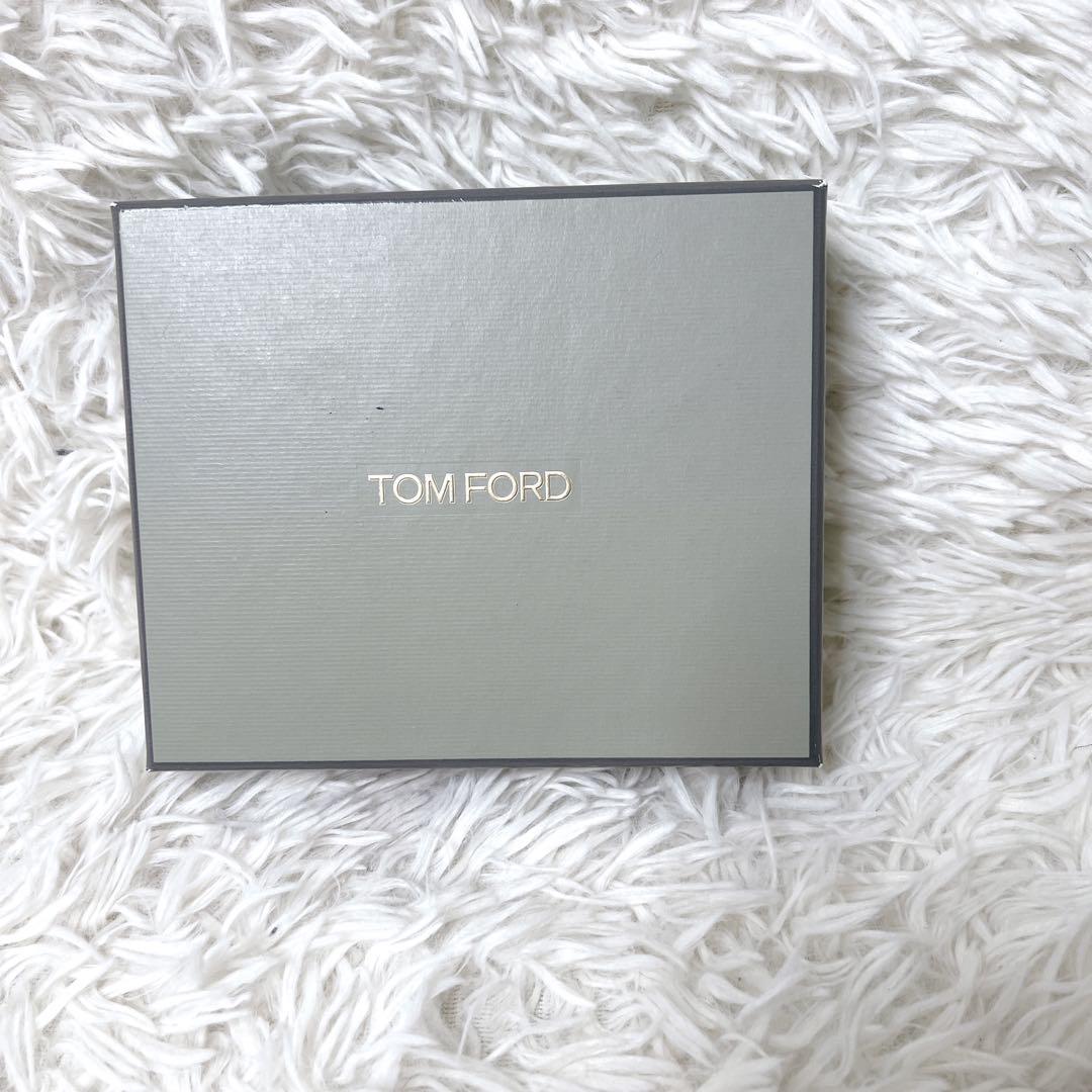 定価12万越え✨　トムフォード iPhone13Pro ケース ゴールドチェーン