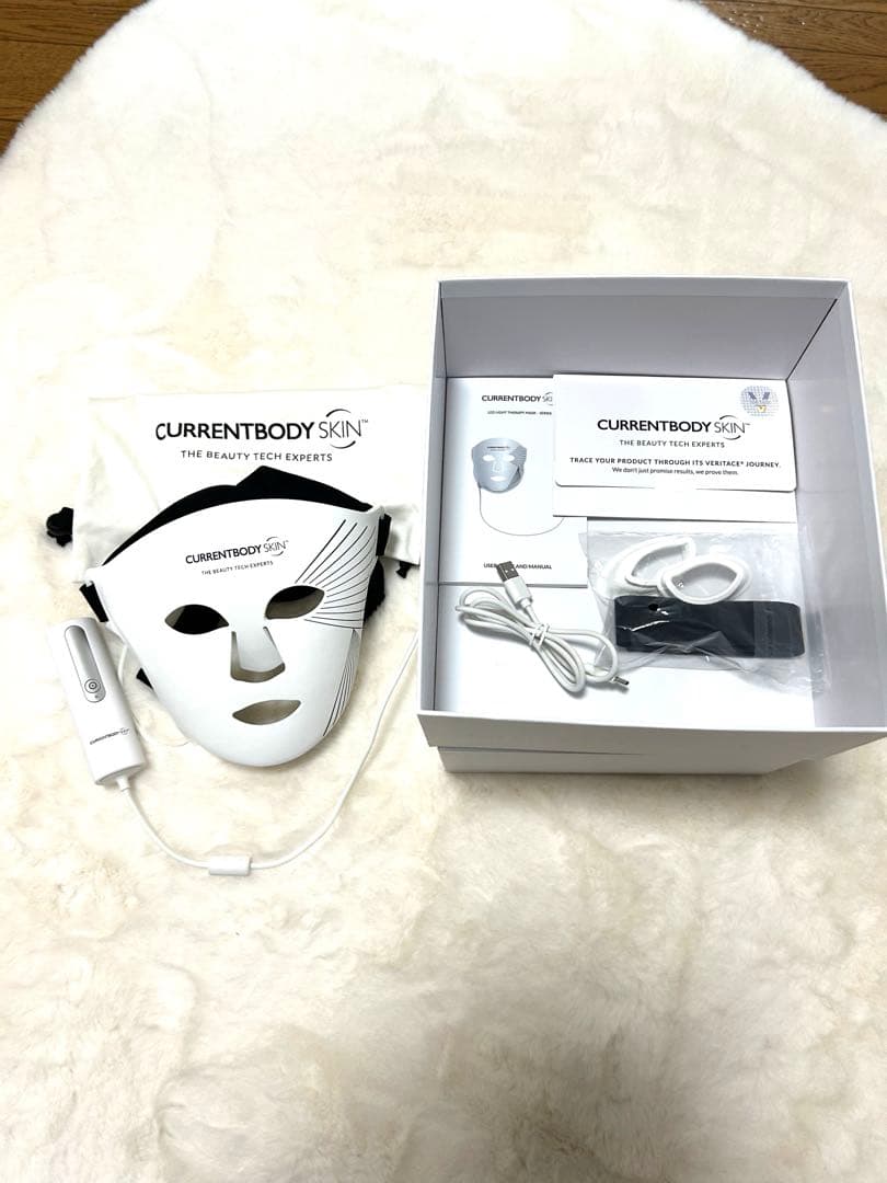 本日価格！美品！CURRENTBODY LEDマスク2 マスク3枚付き！