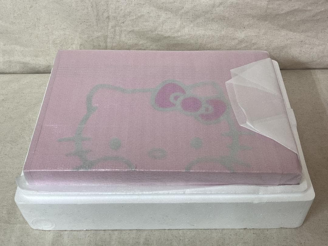 希少！ 【ハローキティ】 スロットインDVDプレーヤー 未使用