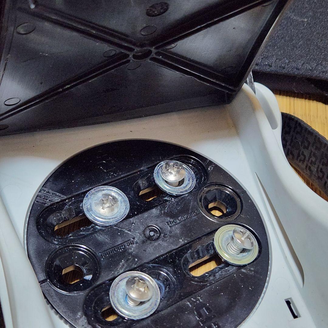 UNION スノーボードビンディング ホワイト/ブラック　〈メンズ〉