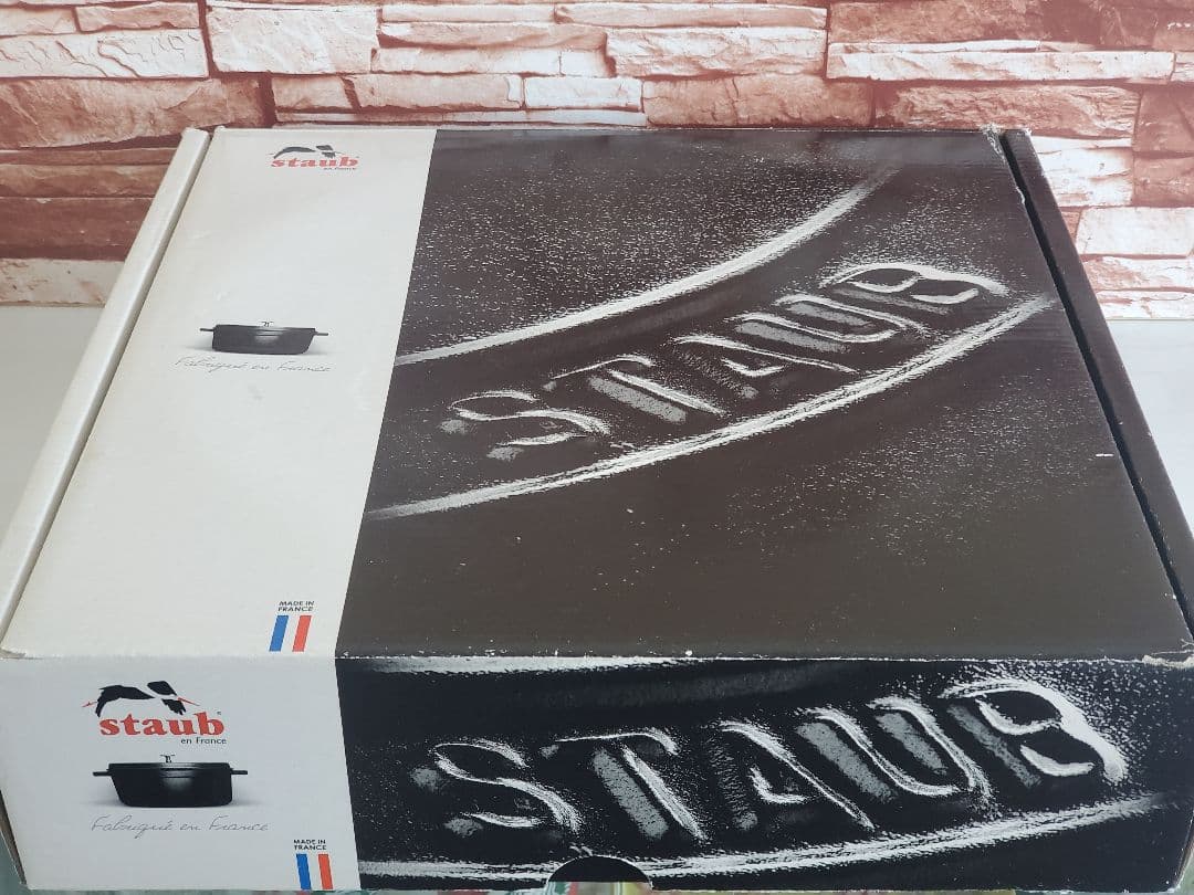 【値下げ中/正規品シリアルナンバー付】ストウブ　ブレイザー　カンパーニュ28cm