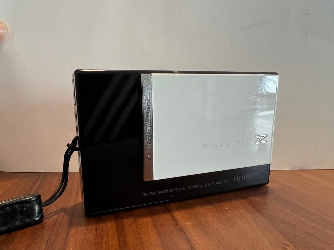 デジタルカメラ FUJIFILM FinePix Z100fd