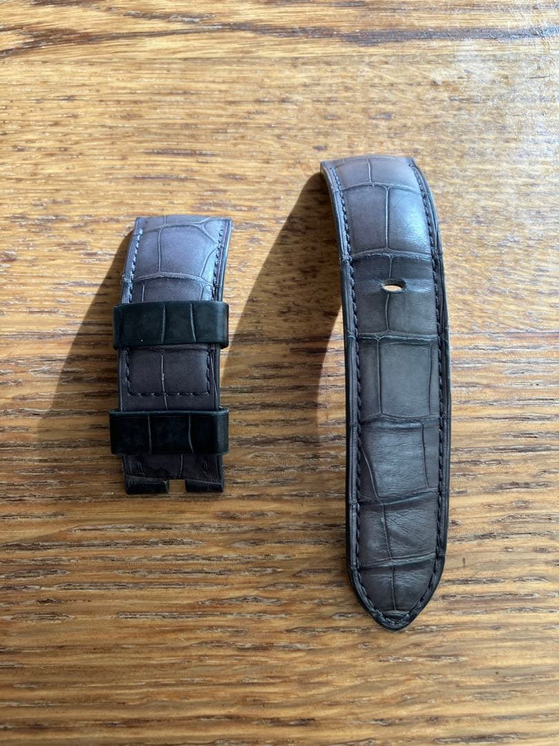 ジャンルソー　パネライルミノール44mm用　クロコダイル　裏ラバー