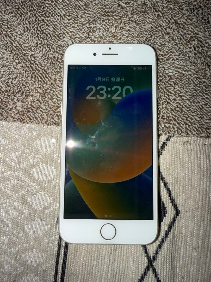 Apple iPhone 8 シルバー