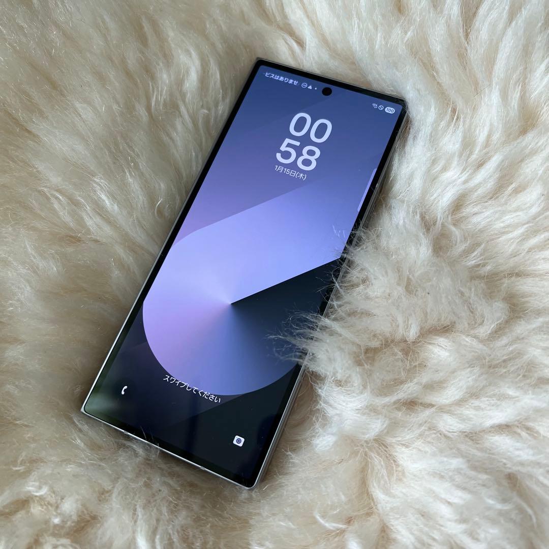 ほぼ使用してない　Samsung Galaxy Z Fold6 256GB 本体