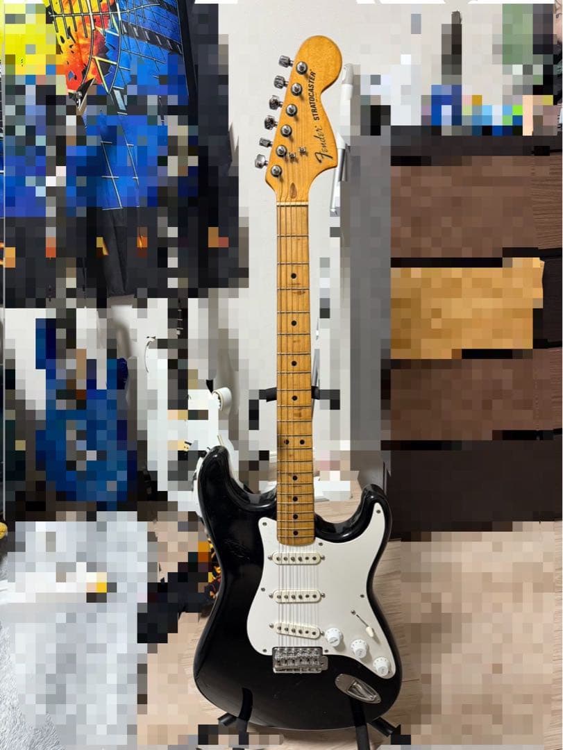 ストラトキャスター Stratocaster ブラック