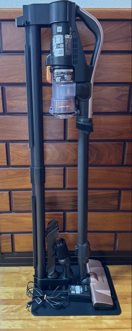 HITACHI スティッククリーナー　充電式　掃除機　型式PV-BHL3000J