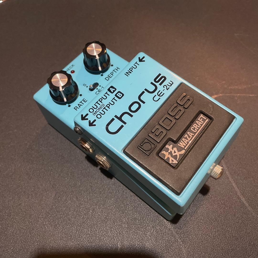 ギター BOSS CE-2w