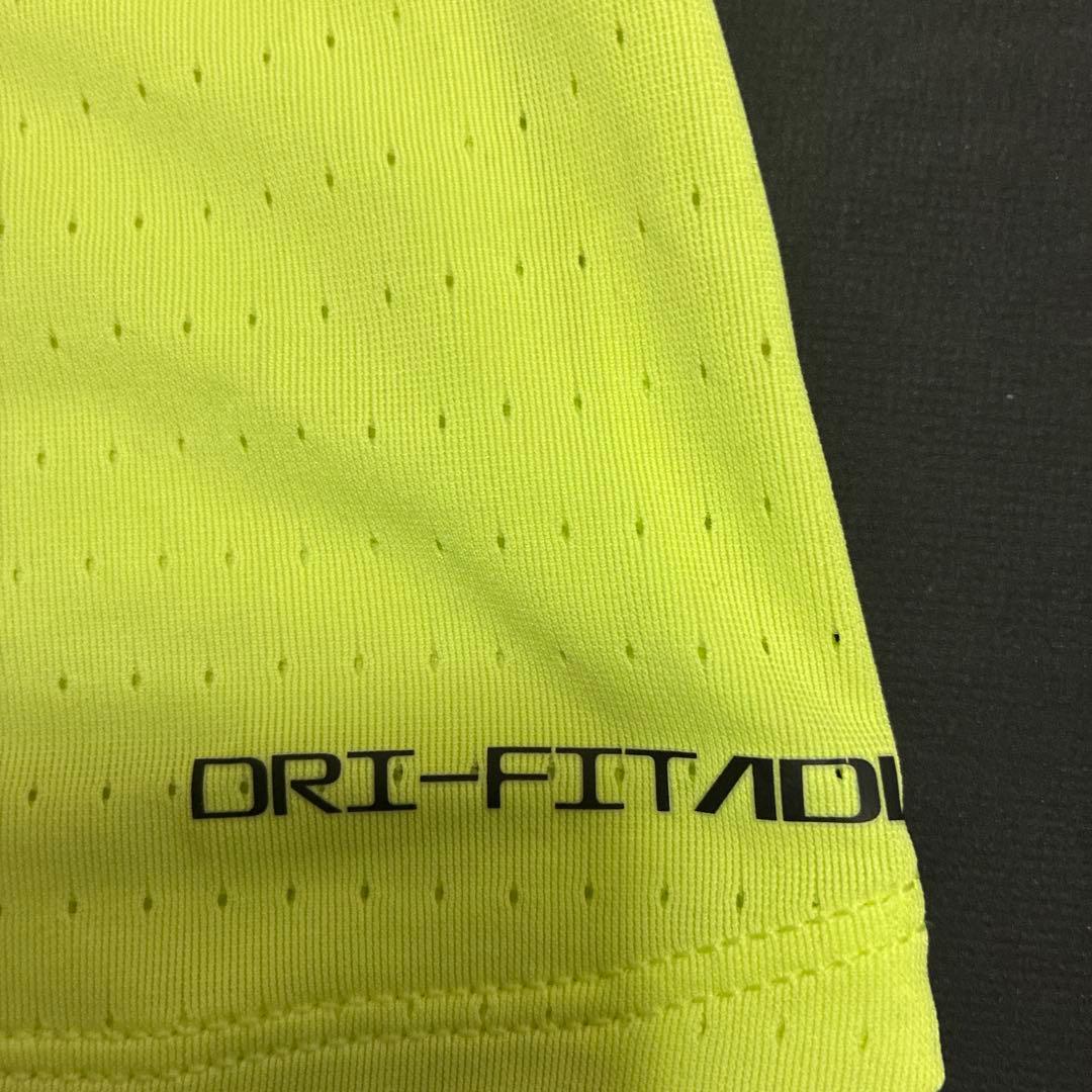 ナイキ　エアロスイフトシングレット4枚セット