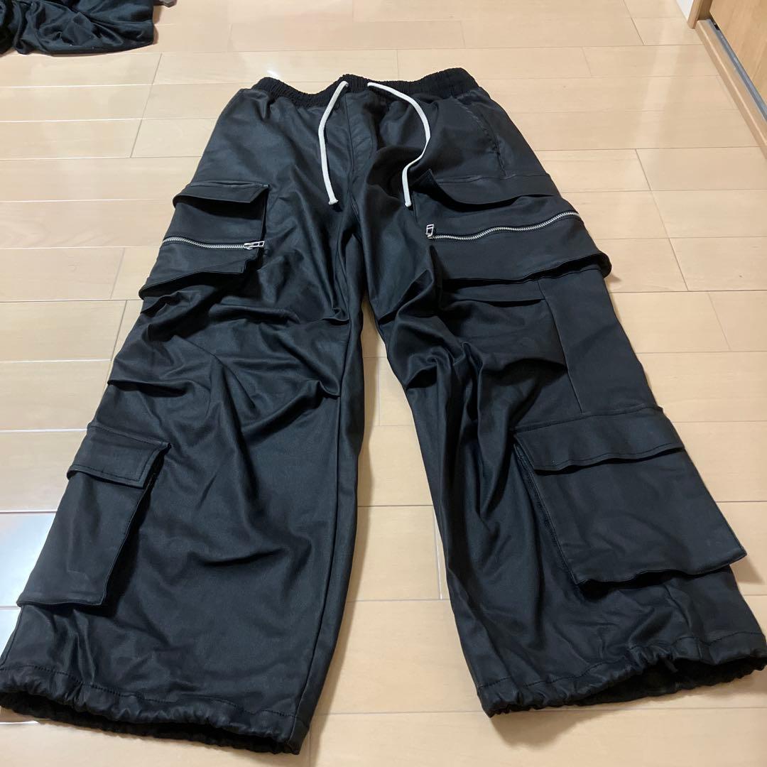 ダンケシェーン レザーカーゴパンツ