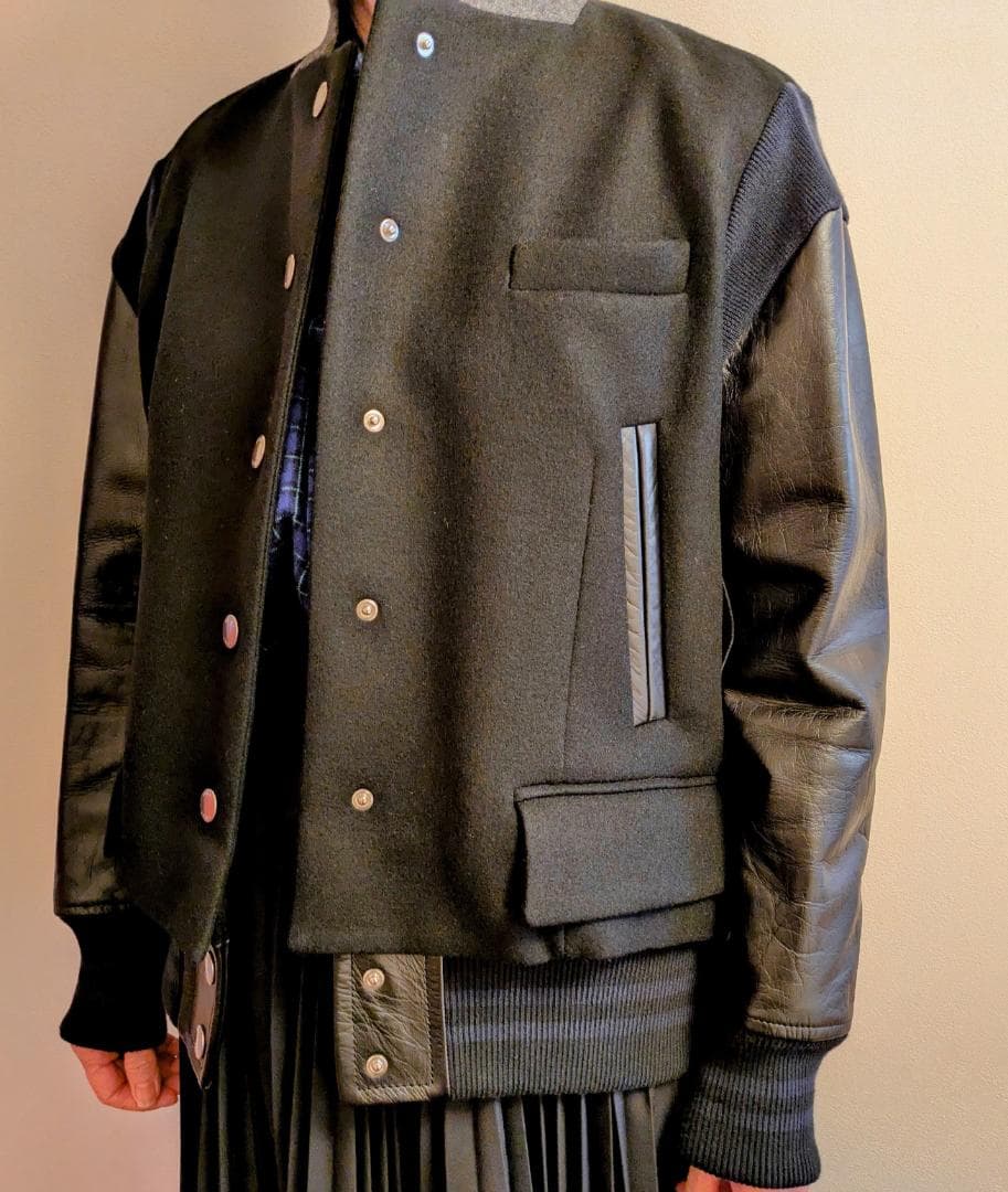 sacai サカイ　スタジアムジャンパー　袖レザー　黒＋ネイビー