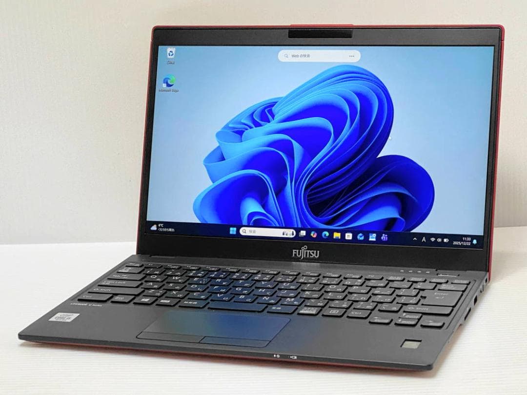 バ*ズ様 ガーネットレッド 第10世代Core i5 LIFEBOOK U931