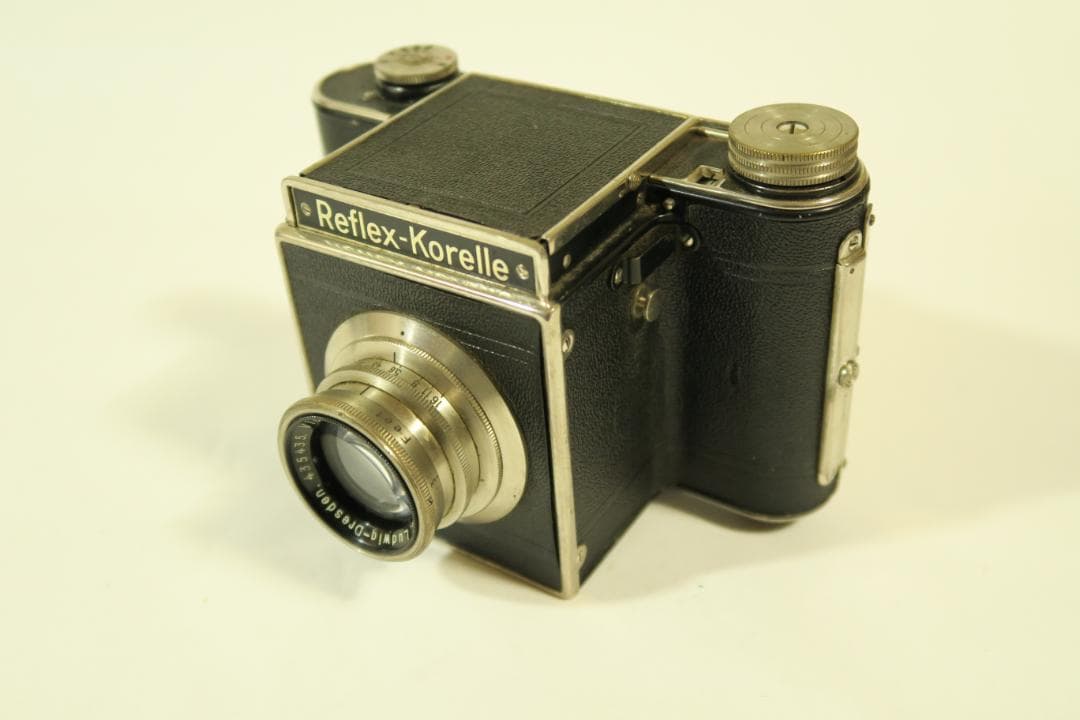 レフレックスコレレ