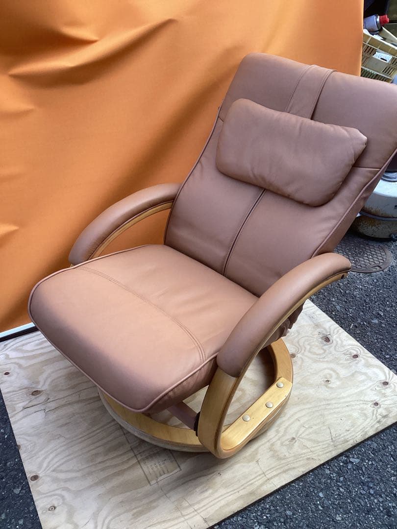 輸入品 高級 革張りリクライニングチェア 360°回転式 中古美品