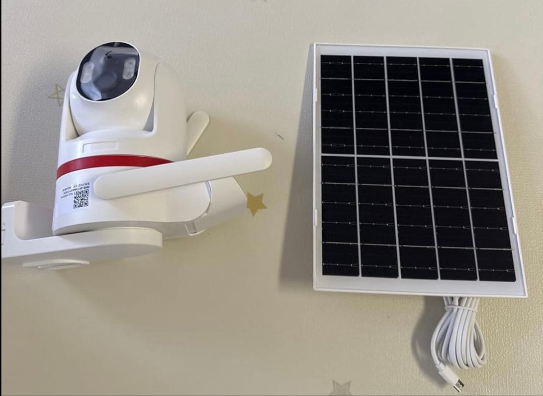 新進化400万超 高画素デュアルカメラ・8W高効率ソーラーパネル 防犯カメラ
