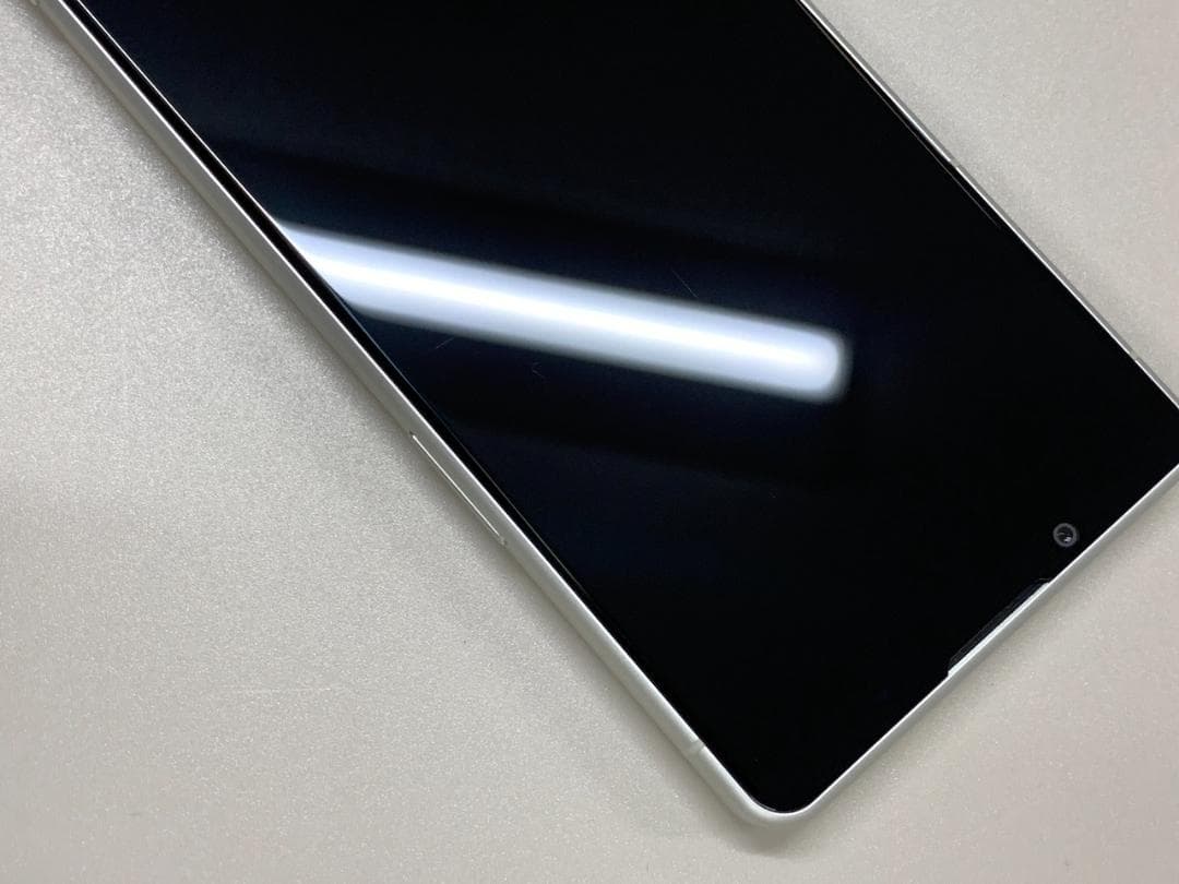 ★美品 Xperia 5 IV 128GB SIMフリー KDDI SOG09。