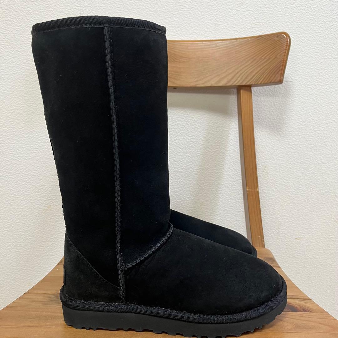 美品✨【UGG 】アグ　ムートンブーツ　ロング　クラシックトール2 黒　23㎝