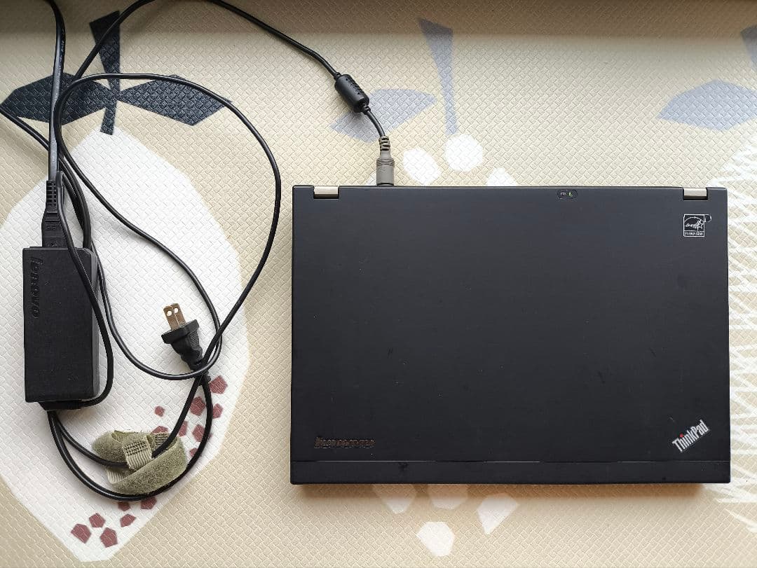 ThinkPad X230（Core i5, メモリ12GB, SSD内蔵）