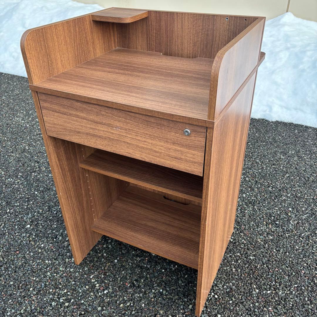 受付レジカウンター　木製　サロン　レジ　什器　イベント