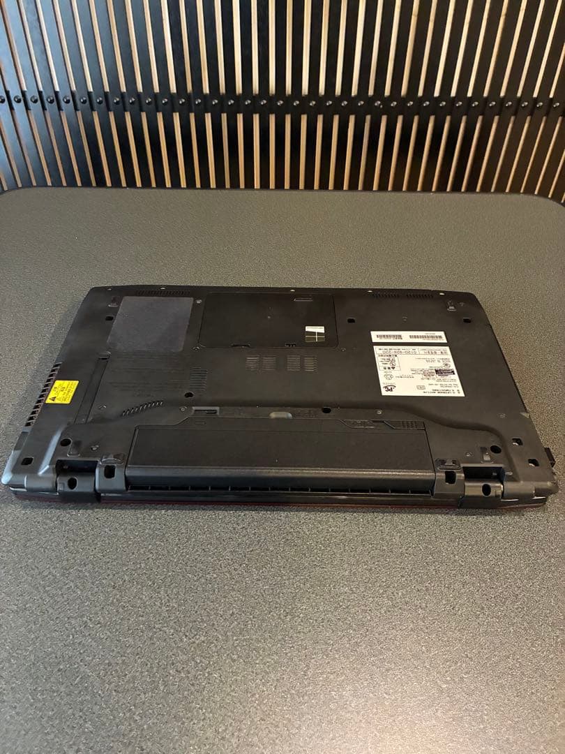 富士通 LIFEBOOK AH77/K Windows11 25H2