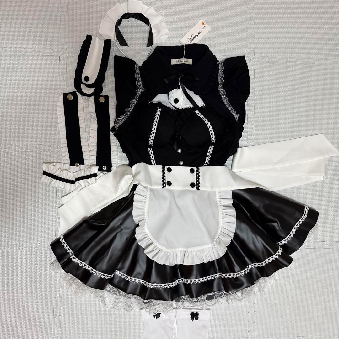 新品タグ付き　マリームーン ロココノワールレザーメイド　スカートタイプ