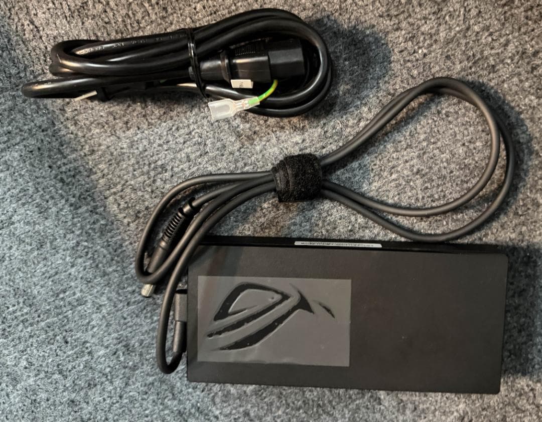 と*し様 ASUS ROG Swift OLED PG32UCDP