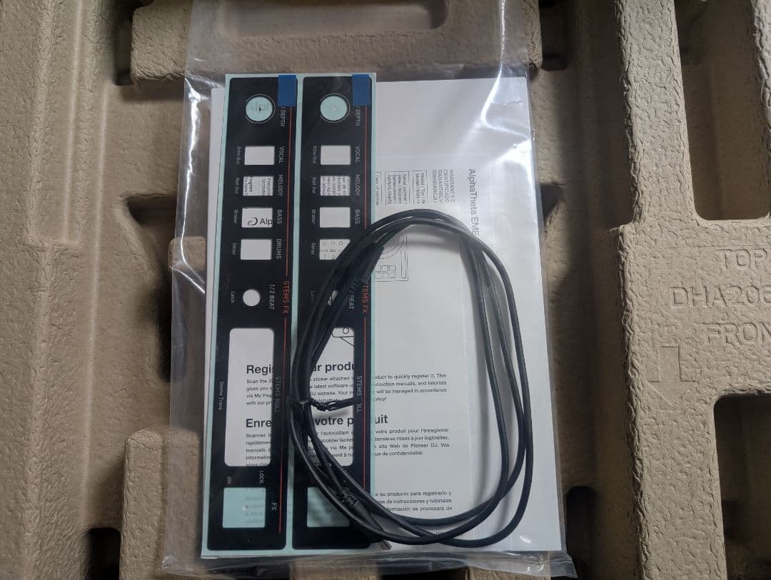 Pioneer AlphaTheta DDJ-GRV6 DJコントローラー