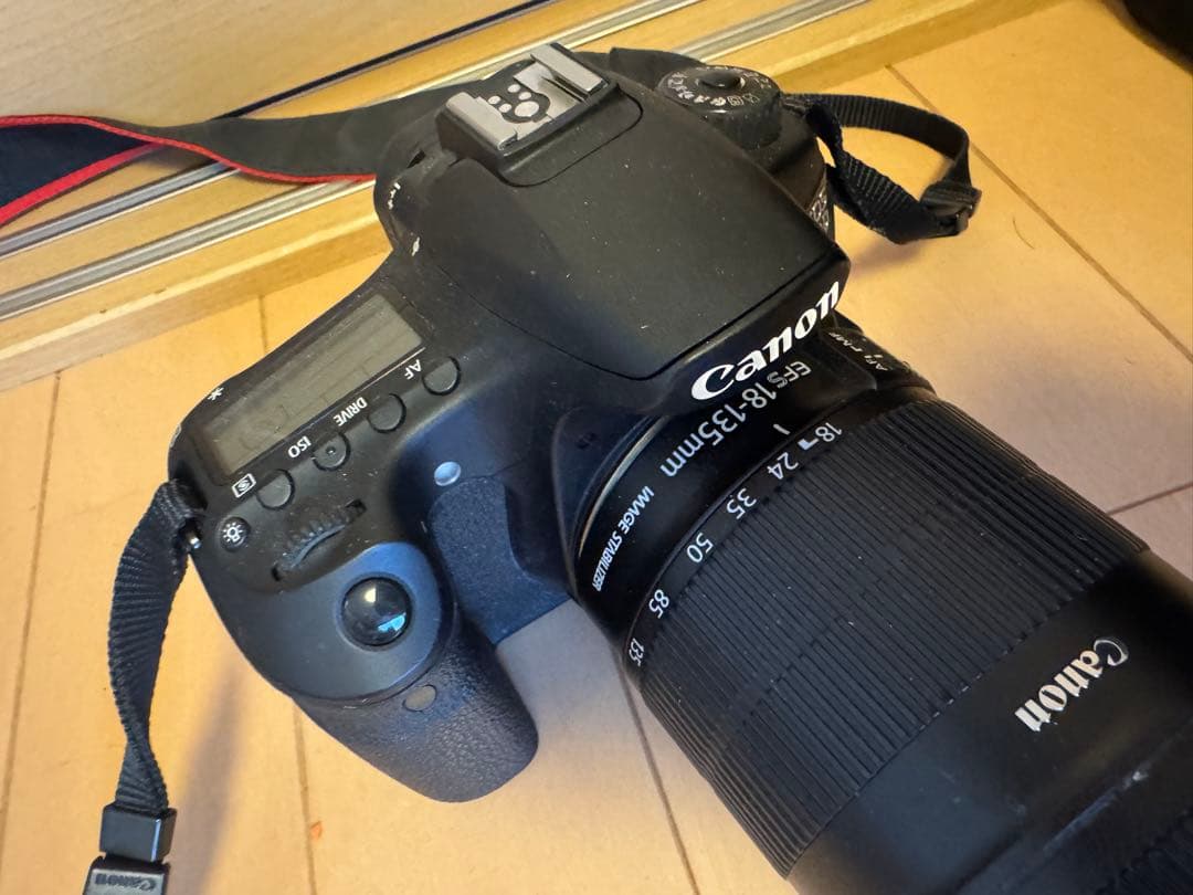 Canon EOS 60D EF-S 18-135 ISレンズセット