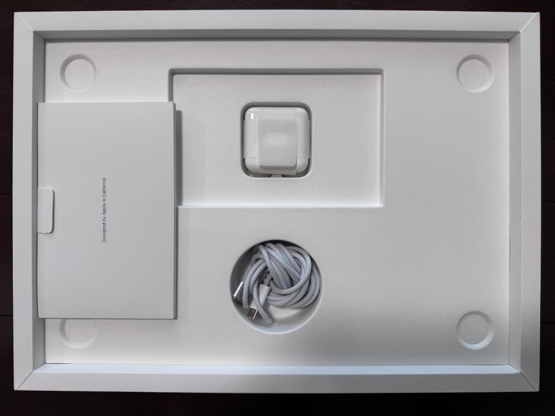 【との】MacBook Air 15.3インチ 16GB 512GB