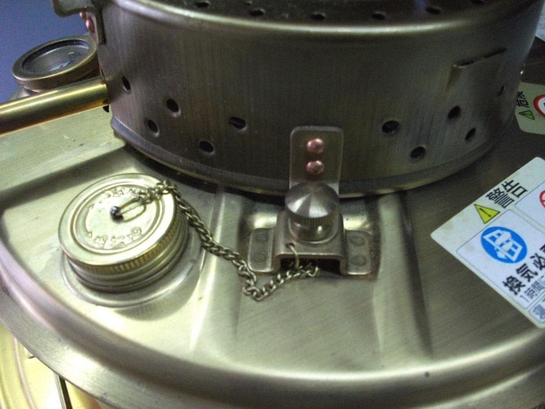 ★上側・ニッセン【日本船燈】・2013年製・最終製造品・フリージア・IS-3NE