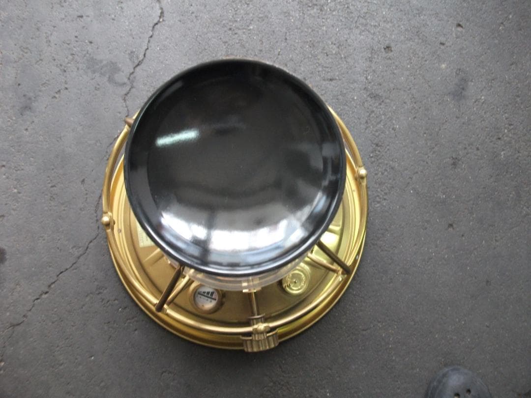 ★上側・ニッセン【日本船燈】・2013年製・最終製造品・フリージア・IS-3NE