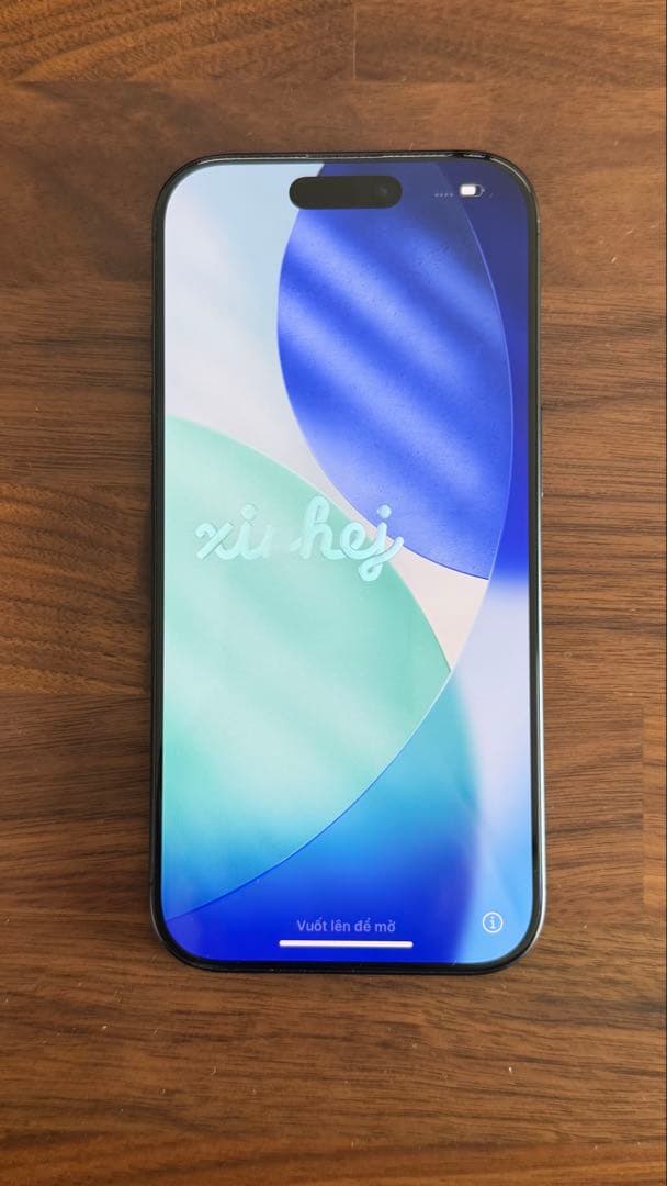 iPhone 16 pro 128GB ブラックチタニウム