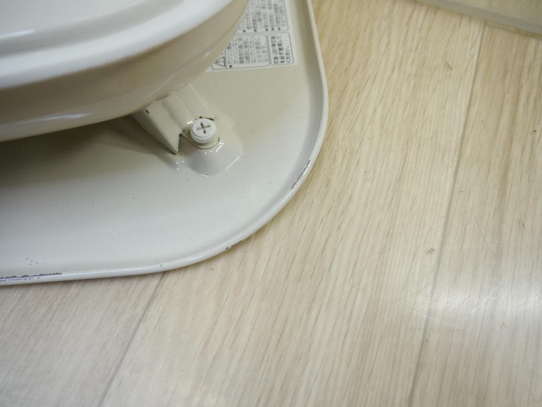 送料無料◆2024①◆コロナ　SL-6624　石油ストーブ　ホワイト 円筒形