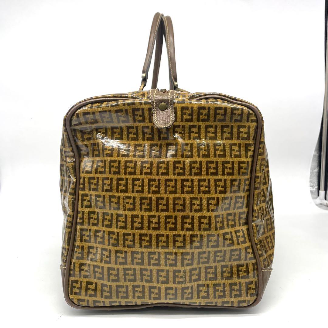美品✨フェンディ ボストンバッグ ズッカ柄 FFトラベル 大容量 エナメル