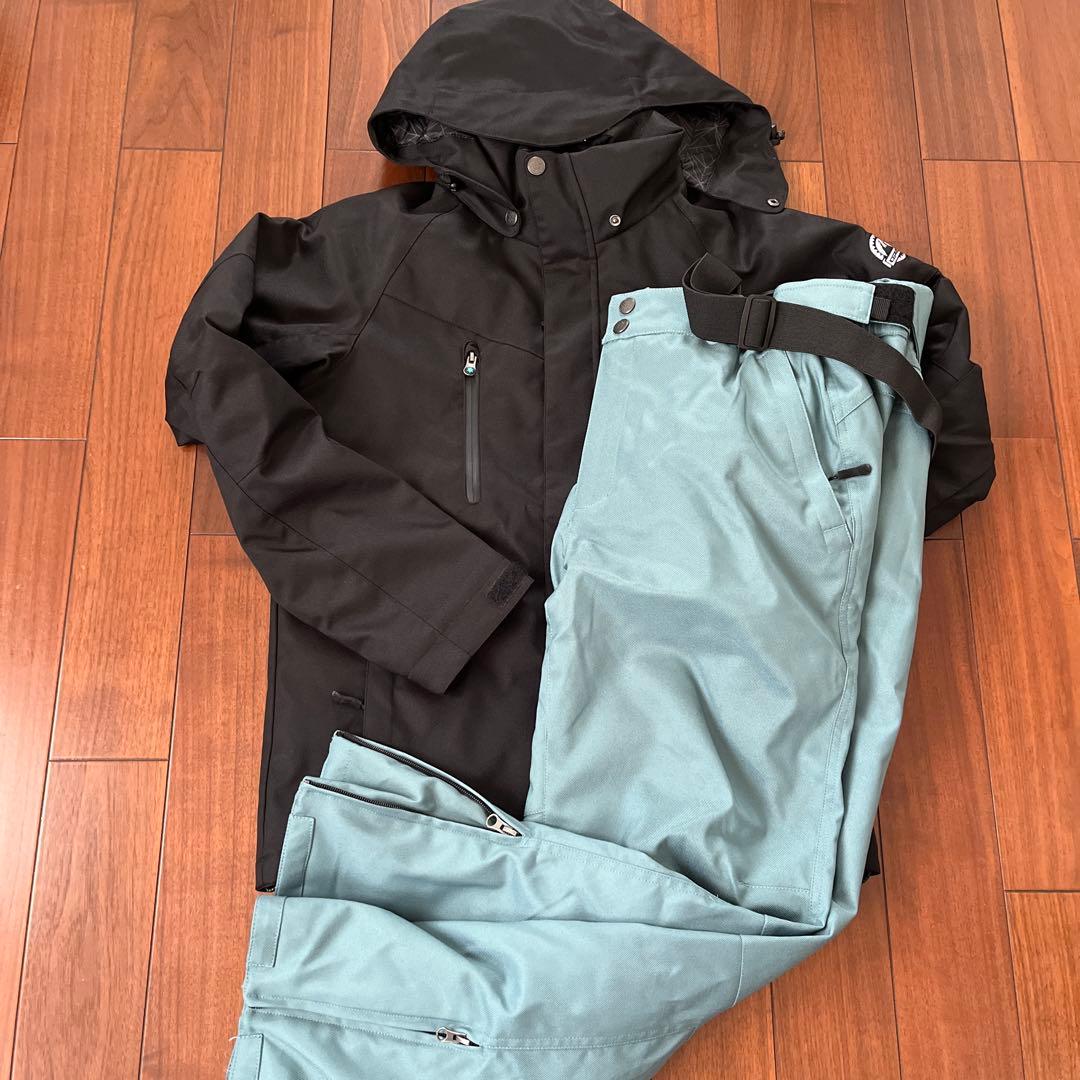 【美品】スキー・スノーボードウェア　サイズM（9）
