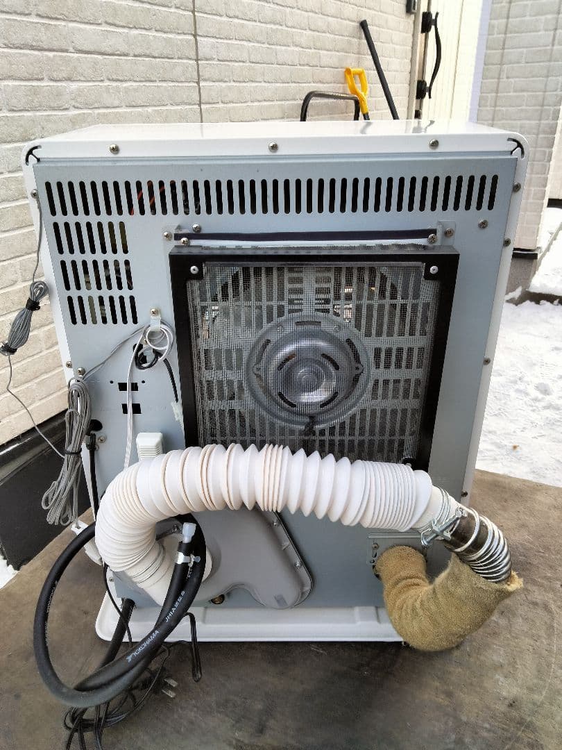 札幌発サンポットFF石油ストーブ！品番「FFR‐5510BL」2018年式中古品