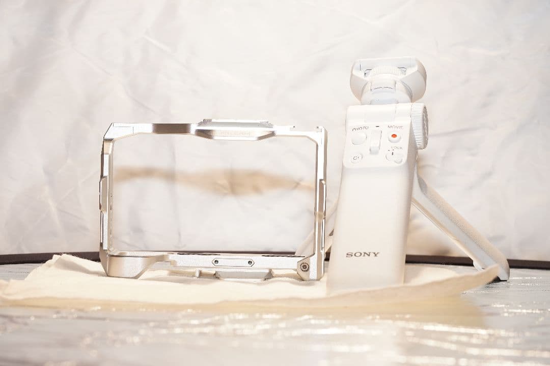 ソニー SONY VLOGCAM ZV-E1 ボディー ホワイト