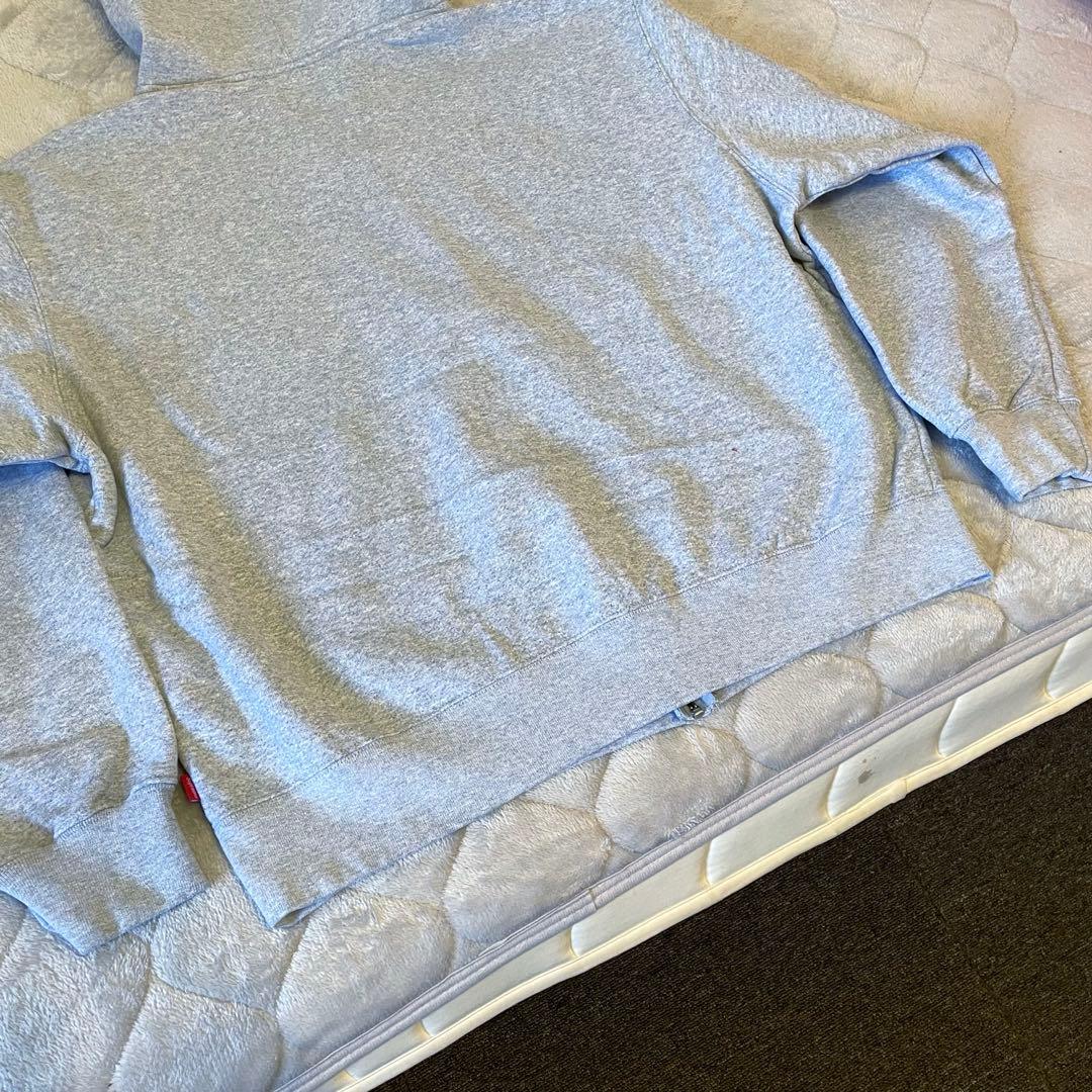 トップス Small Box Zip Up Hooded Sweatshirt